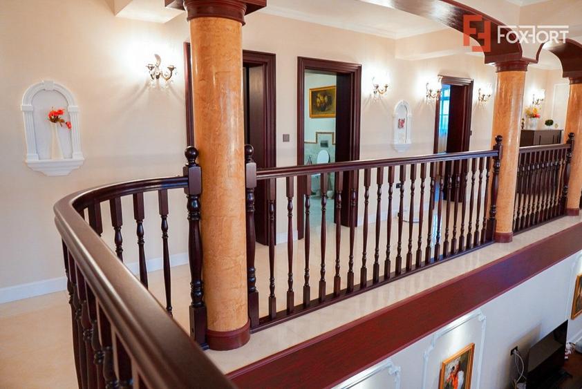Proprietate unicata in stil clasic in Mosnita Noua - ID V7206