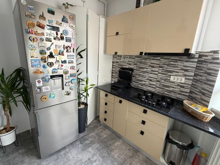 Inchiriez apartament 2 camere, 66 mp, Piata Progresul - 7