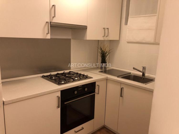 Apartament 2 camere | Ultracentral – Sala Palatului | Et 2 | Renovat Mobilat | - 9