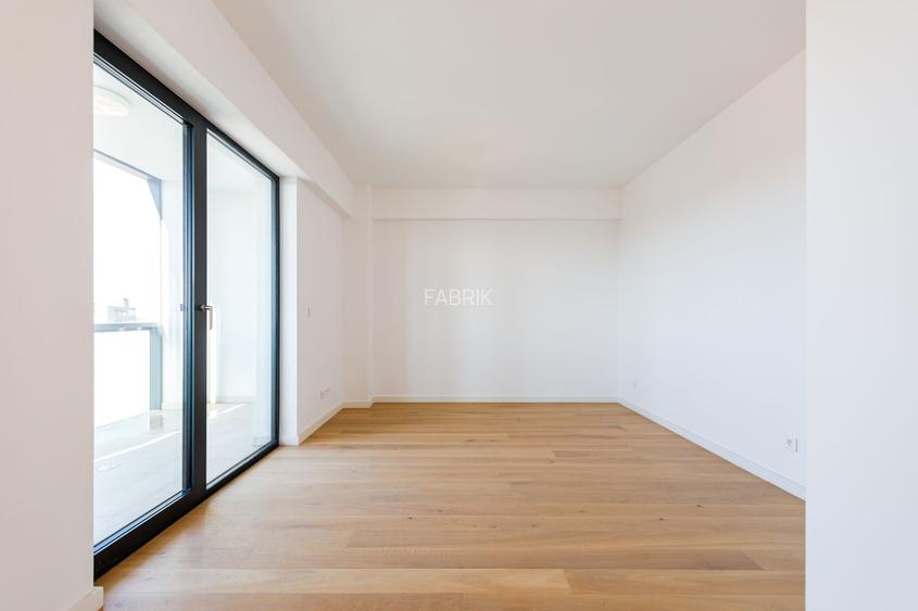 Penthouse 4 camere, cu finisaje premium, disponibilitate imediata - Comision 0 - 16