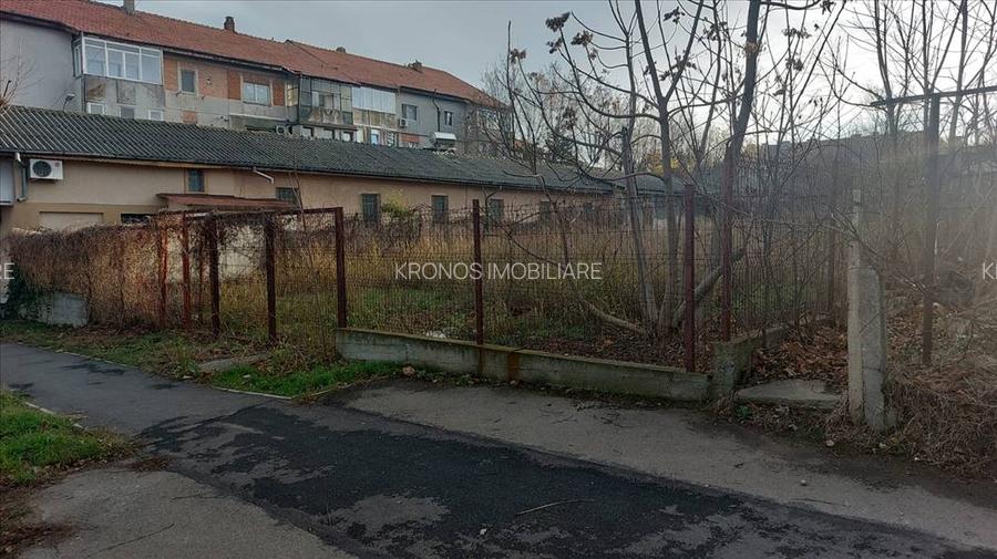 TECHIRGHIOL - CENTRU PRIMARIE TEREN 760 MP. IDEAL  PENSIUNE, BLOC, URBANISM P+2 - 3