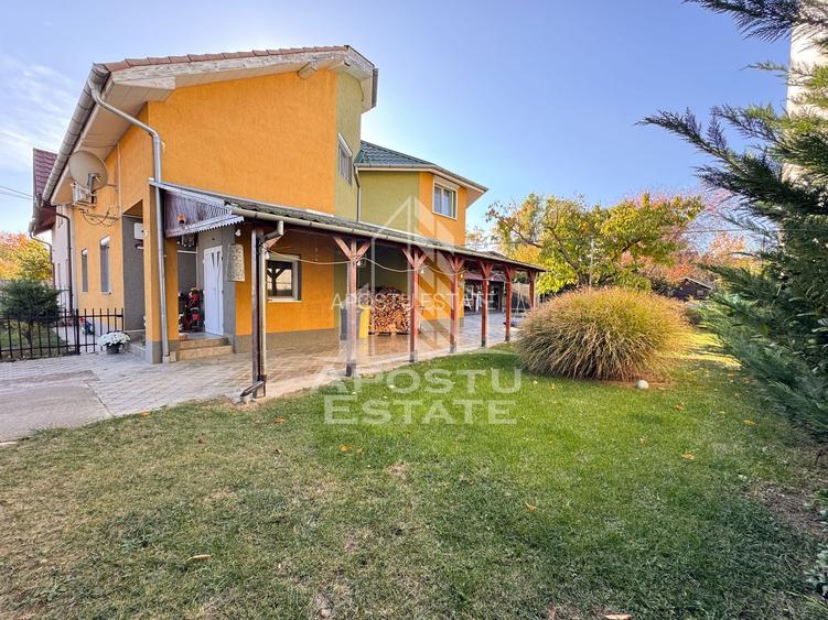 Casa pt. 2 familii, cu 9 camere, teren 832mp, Zona Girocului Timisoara - 2