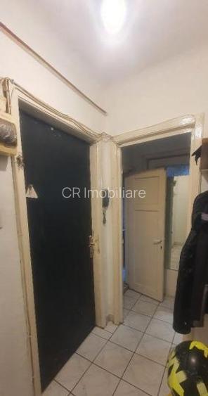 Apartament 3 camere Piata Sf. Vineri - 2