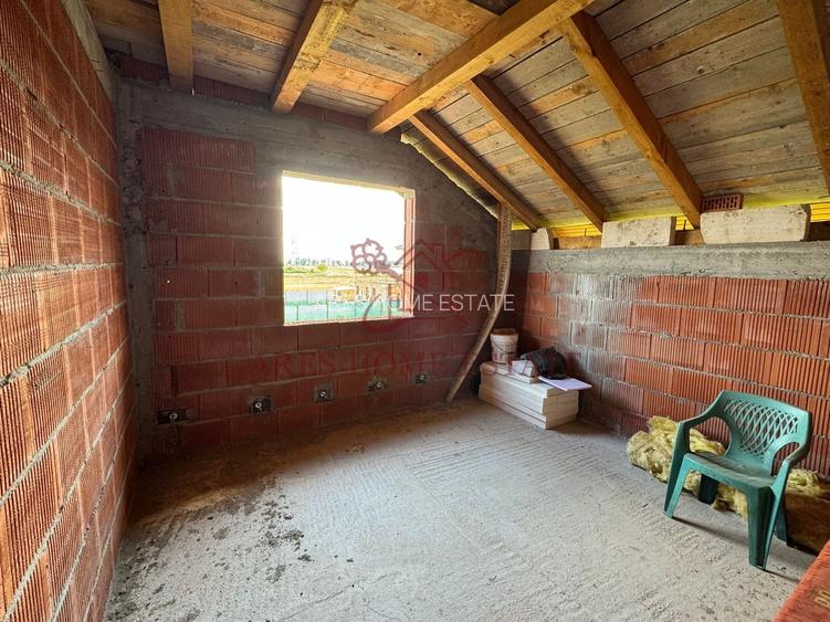 Casa individuala P+M Giroc. Strada linistita doar de case. Comsion 0 - 9