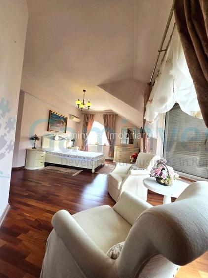 Casa cu 6 camere,singur in curte si dublu front stradal,zona Cantemir,Oradea - 7