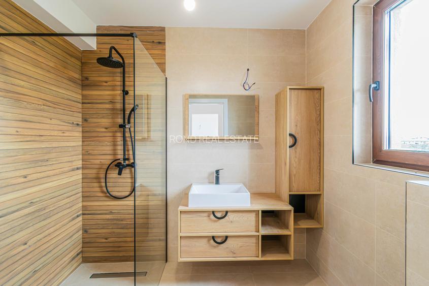 Proiect Aleea cu Tei, ultima unitate, curte amenajata - 13