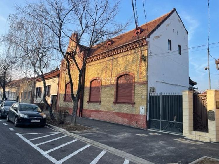 Casa de vanzare, ultracentral/ zona Parcului Bratianu- 370.000 eur neg - 3