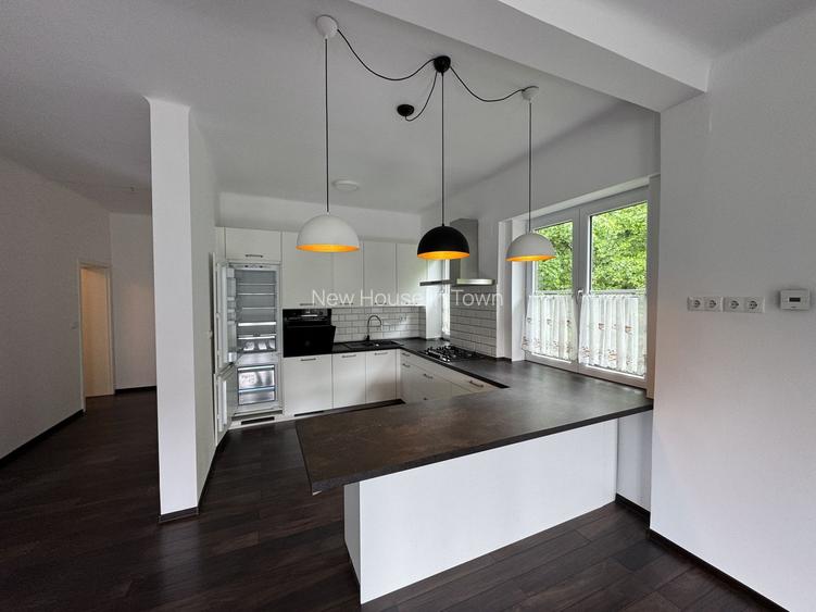Apartament cu vedere spre Tâmpa, liniște și natură, în Centrul Istoric al Brașov - 7