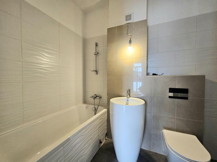 Nou Apartament trei camere-Tur video atasat