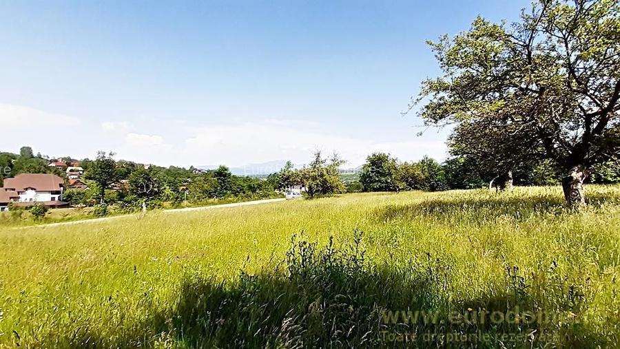 Teren superb in Bran la 5 min de Castel, 37 euro/mp. - 6