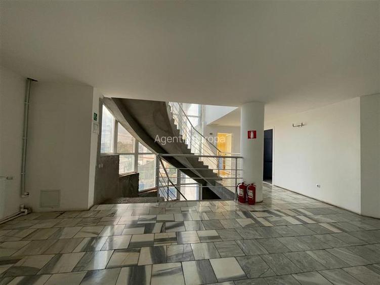 Cladire de vanzare in zona vest Tulcea - 9