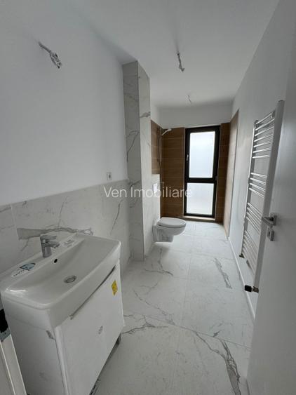 Apartament 3 camere , zona Calea Moldovei - 5