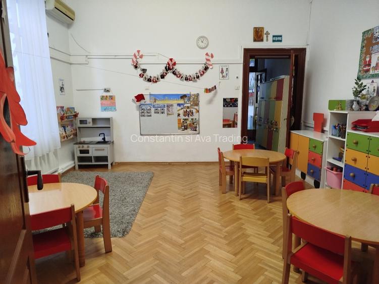 Vila cu prestanta in locatie eleganta Pache LIBERA unica spatiu mare si parcare! - 4