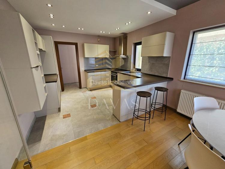 Vilă de Lux în Gruia – Oferta premium de închiriere | 6 Parcări - 13