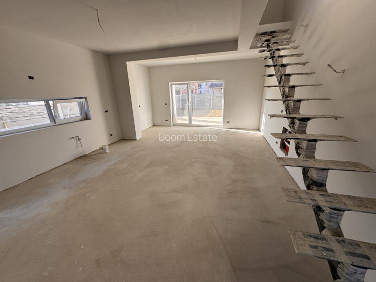 DIRECT DEZVOLTATOR, TOATE UTILITATILE, PREMIUM, IZOLAT FONIC - 12