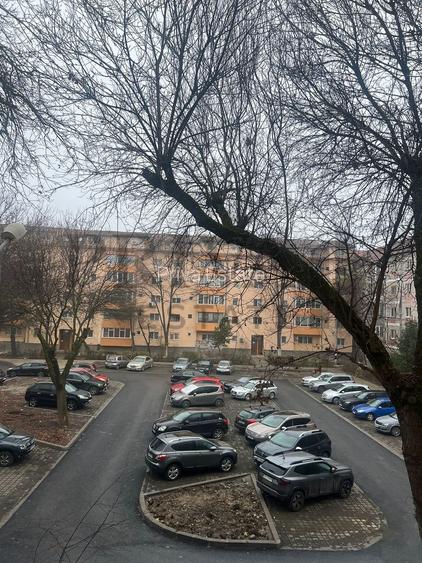 Apartament 3 camere, 2 bai,2 balcoane. bloc izolat, Etaj 2. Lipovei - 19