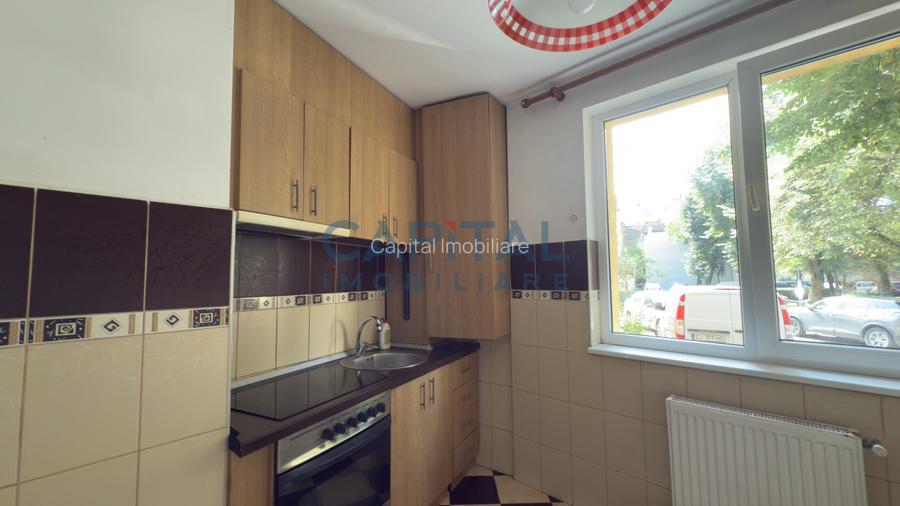 Apartament cu 2 camere, central, strada Horea! - 2