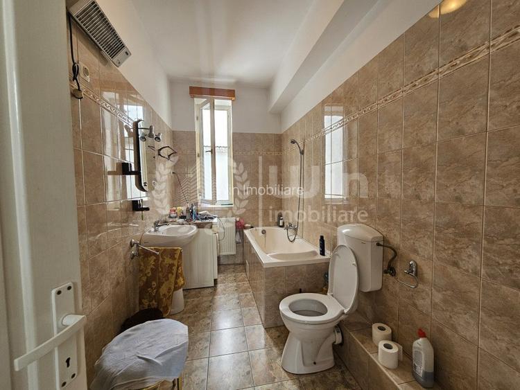 Casa cu 11 camere | 404mp util | 539mp teren | Gruia | Zona 7 Strazi! - 24