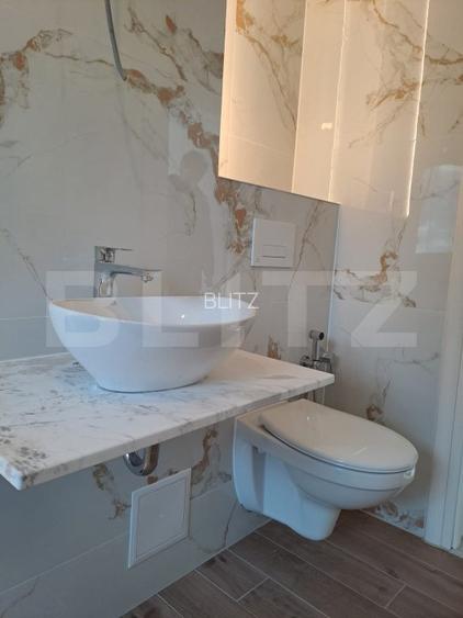 Apartament de vanzare, cu 3 camere, 66,5mp + balcon, zona Tractorul - 4