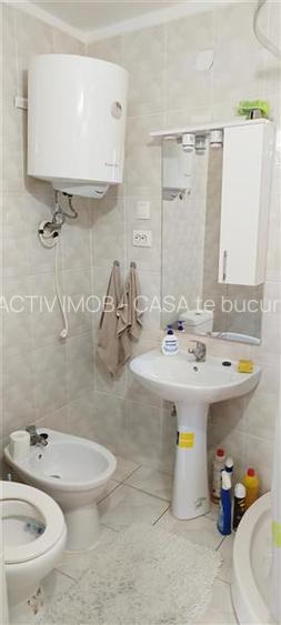 MOLDOVA NOUA, zona centrala, Casa 4 camere, 2 bai si garaj - 16