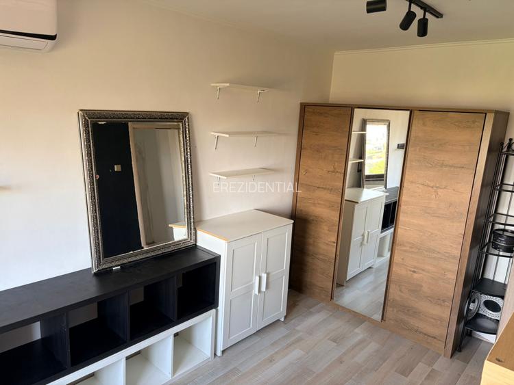 Apartament - 3 camere - semidecomandat - Tineretului  - 4