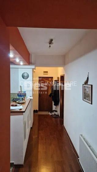 13 Septembrie | 2 camere | 85mp | dec | et 3 | bloc 2008 | 150.000 euro - 8