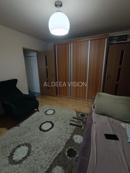 Apartament 3 camere, de vânzare, Grigorescu, str. A. Vlahuță, etaj 2/4 - 2