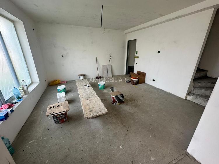 CASA DUPLEX - TOATE UTILITATILE, INCALZIRE PARDOSEALA, COMISION 0% - 3