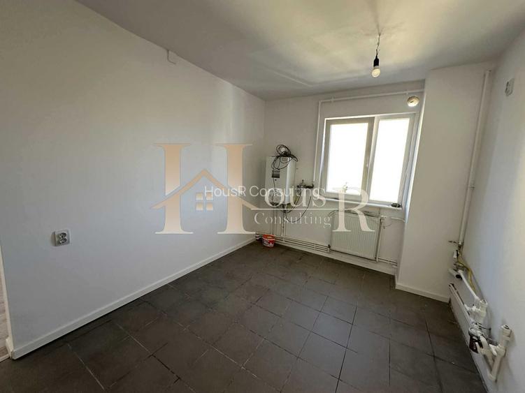 Amenajat si disponibil imediat. Centrala termica proprie. Bloc izolat exterior ! - 4