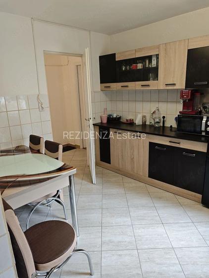 APARTAMENT 3 CAMERE DECOMANDAT MODERN CENTRALA BLOC 1990 PACII S6 - 4