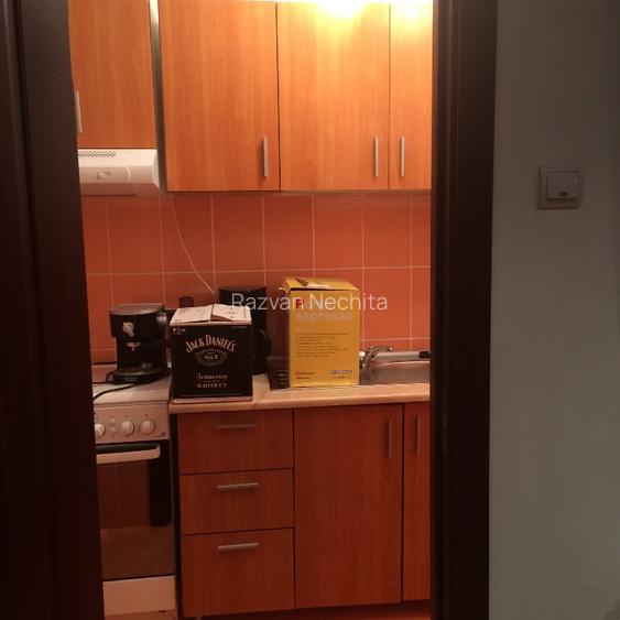 Garsoniera de vanzare - 7