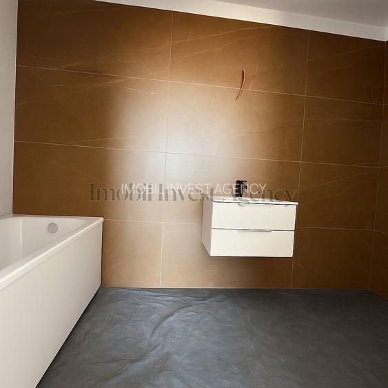 Apartament 3 camere de vanzare in bloc cu vedere la lac/dezvoltator - 11