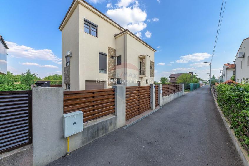 CASĂ / VILĂ PREMIUM DE VÂNZARE ÎN OTOPENI - 2