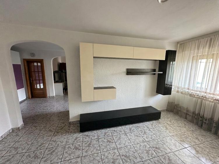 Apartament 3 camere, 83 mp utili, 2 băi, 2 balcoane | Zona Piața Unirii