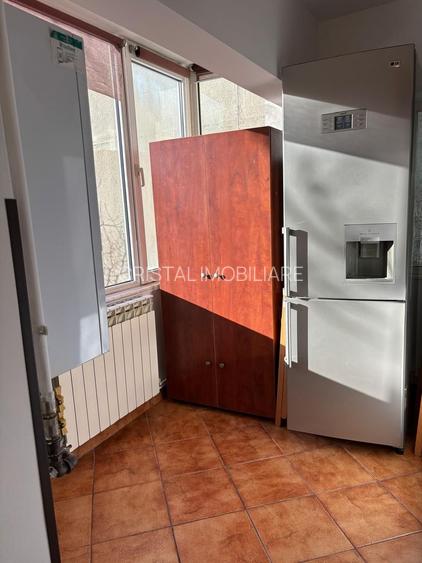 Apartament 2 camere decomandat, mobilat,  Drumul Sării - 7