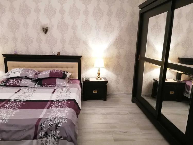 Apartament de închiriat la casa | 2 camere | Zona - Centrală | Parcare