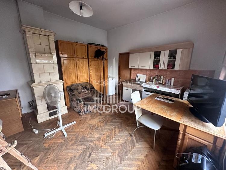 Casa alipita | posibilitate mansardare | Andrei Muresanu | Piata Cipariu - 2