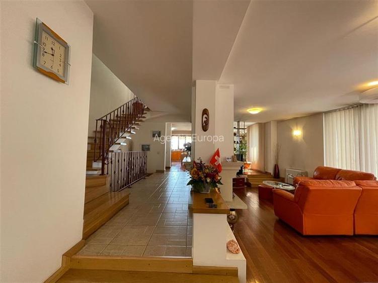 Vila  D+P+M de vanzare in zona Ultracentrala Tulcea - 4