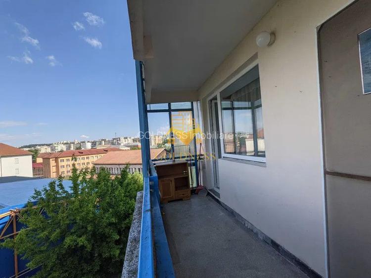 1 camera, Parcul Rozelor, Supeco, Plopilor, Carrefour, OMV - 7