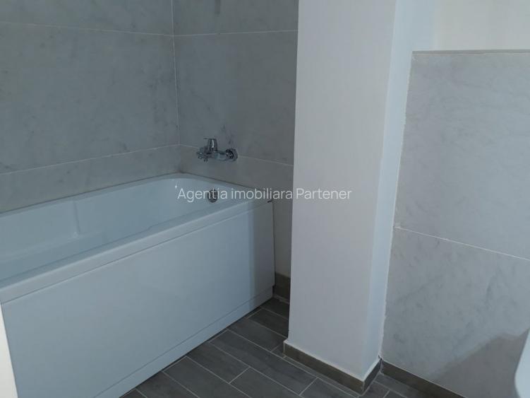 Apartament 3 camere, Centru, bloc nou, etaj 1, mobilat, garaj - 4