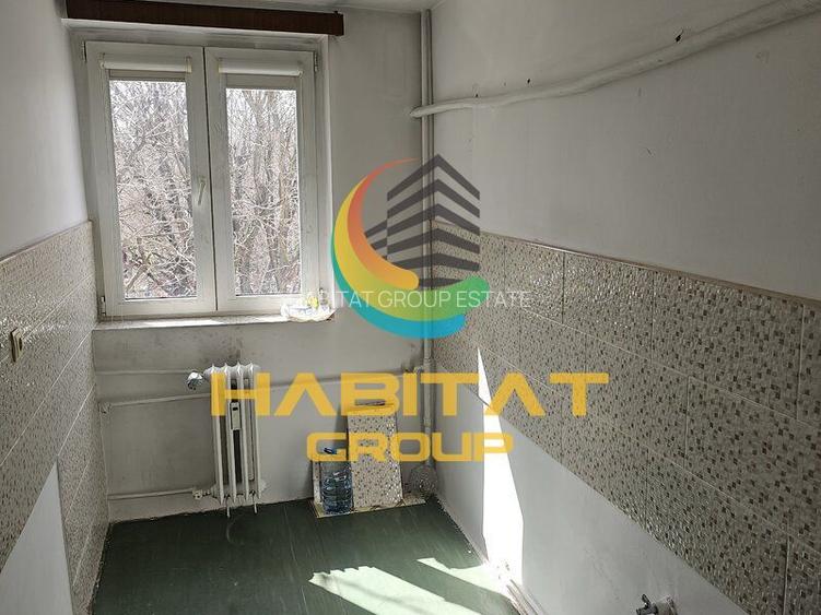 Berceni E. Racovita metrou Aparatori 10 min vanzare 2 camere - 2