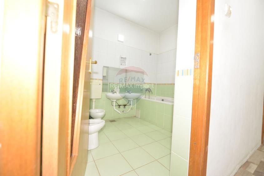 Spațiu comercial 13 camere de vanzare in Drumul Taberei Bdul Timisoara - 7