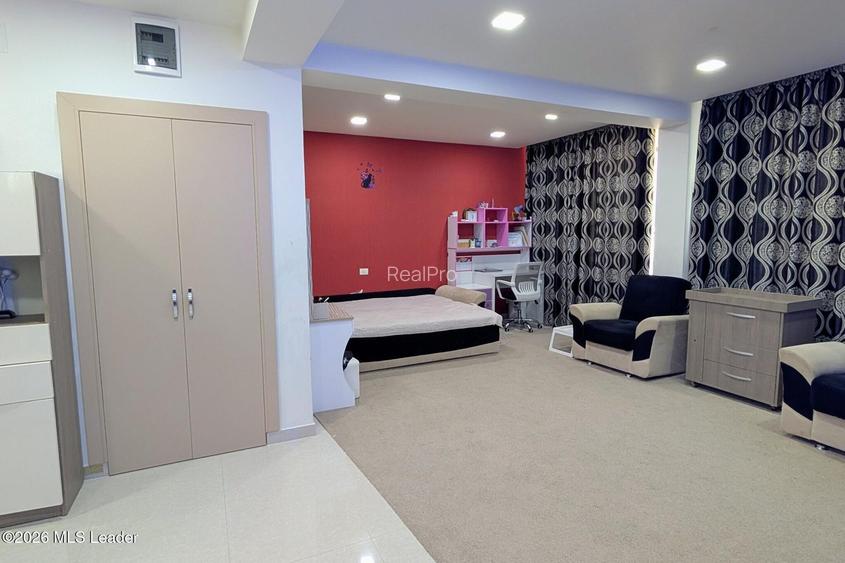 Pantelimon - Selgros, Hala 577 mp, Teren 850 mp. Separat: Vila 180 mp - 15