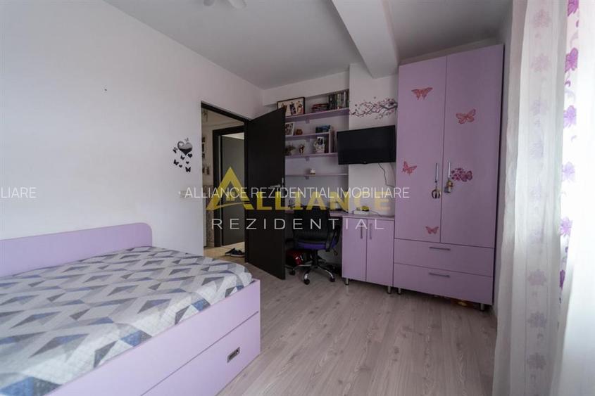 Apartament 3 camere/ Mobilat si utilat /Parcare /Metrou berceni 15-20min/ - 5