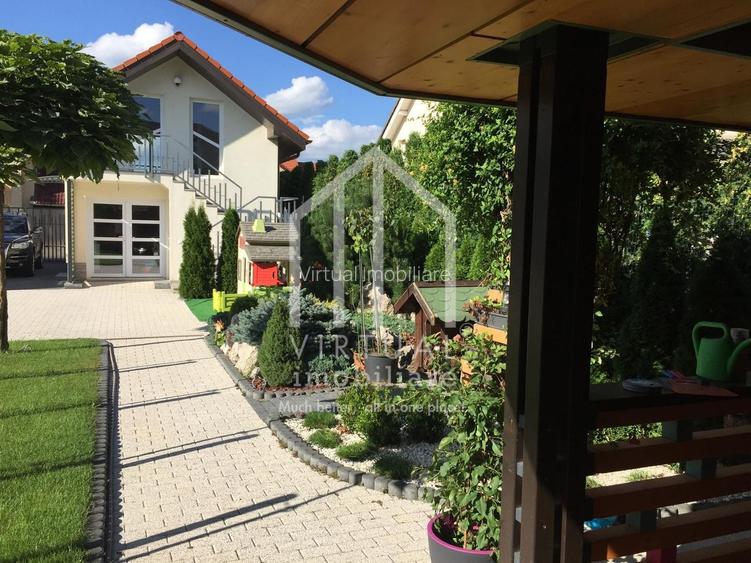 Casa de vanzare, cu 4 camere curte 750 mp. in Selimbar-str. N.Brana - 26