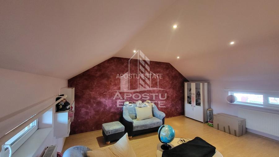 Casa individuala cu 7 camere si garaj,Dumbravita - 13