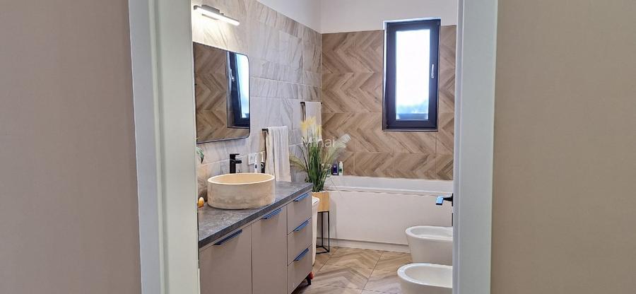 Casa 4 camere 2 bai teren 800 mp - 12