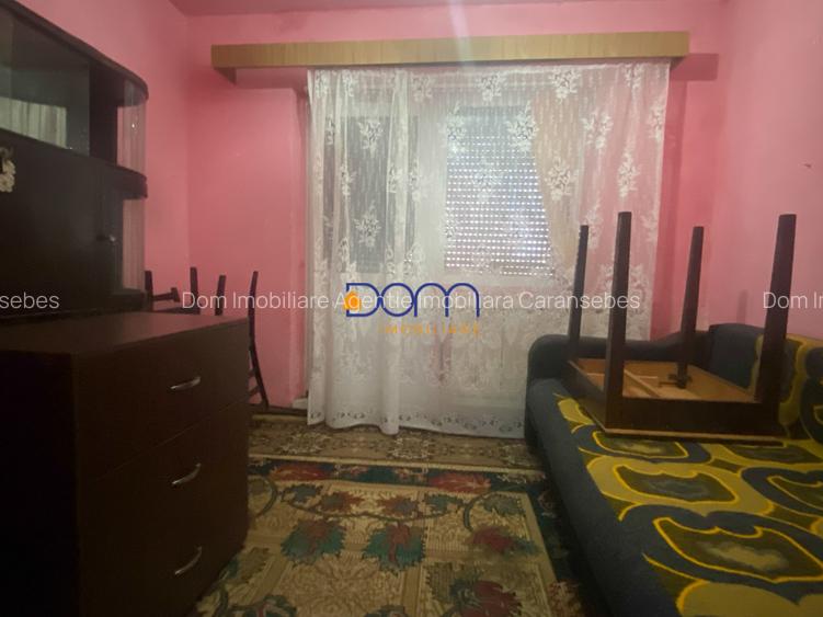 Apartament 4 camere decomandat, Pipirig - 7