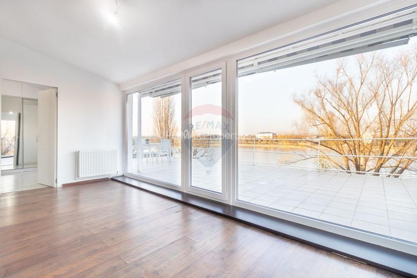 Vanzare Vila 5 camere cu terase mari si priveliste directa la lac - 3