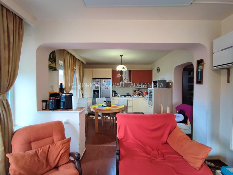 Vila 5 camere de vanzare in Mamaia-Sat - 4